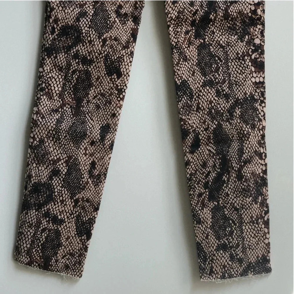 New Free People Raw trim High rise jegging jean two faced snakeskin OB1026916 - Picture 10 of 14